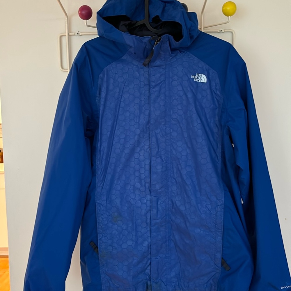 The north face rain jacket/ dry vent